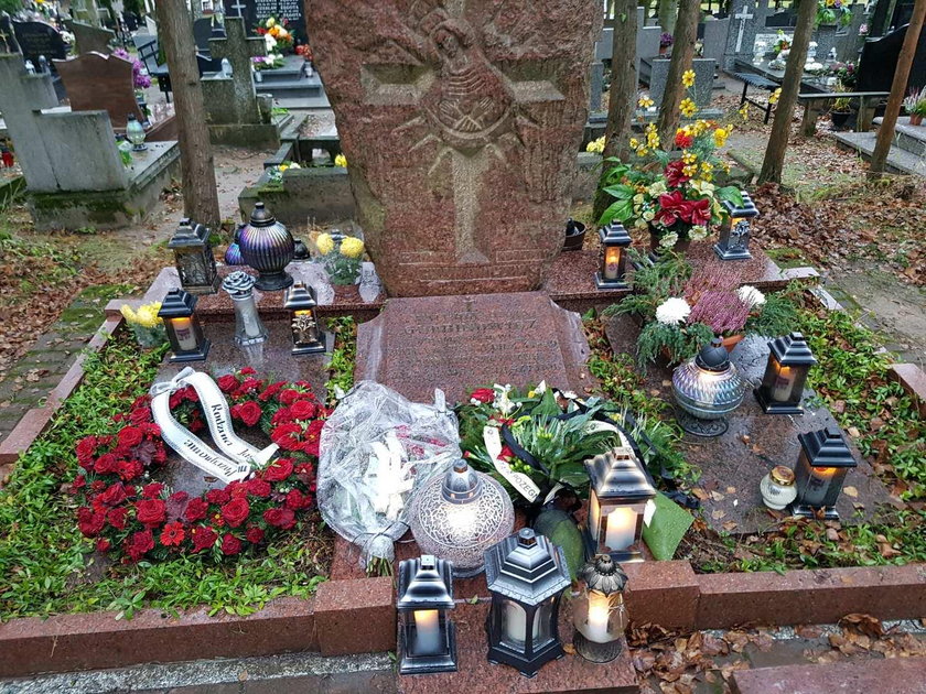 Olsztyn: kard. Henryk Gulbinowicz pochowany w tajemnicy w grobowcu rodzinnym