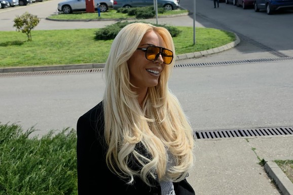 "ZORICA SVE VREME RADI SA KANDIDATIMA" Bojana Lazić otkrila nepoznate detalje o pevačici, Kemiš danas stigao raspoložen: "On joj pomaže"(VIDEO)