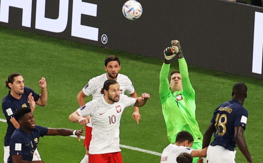 Wstydu nie było. Polacy grali z mistrzami świata, jak równy z równym