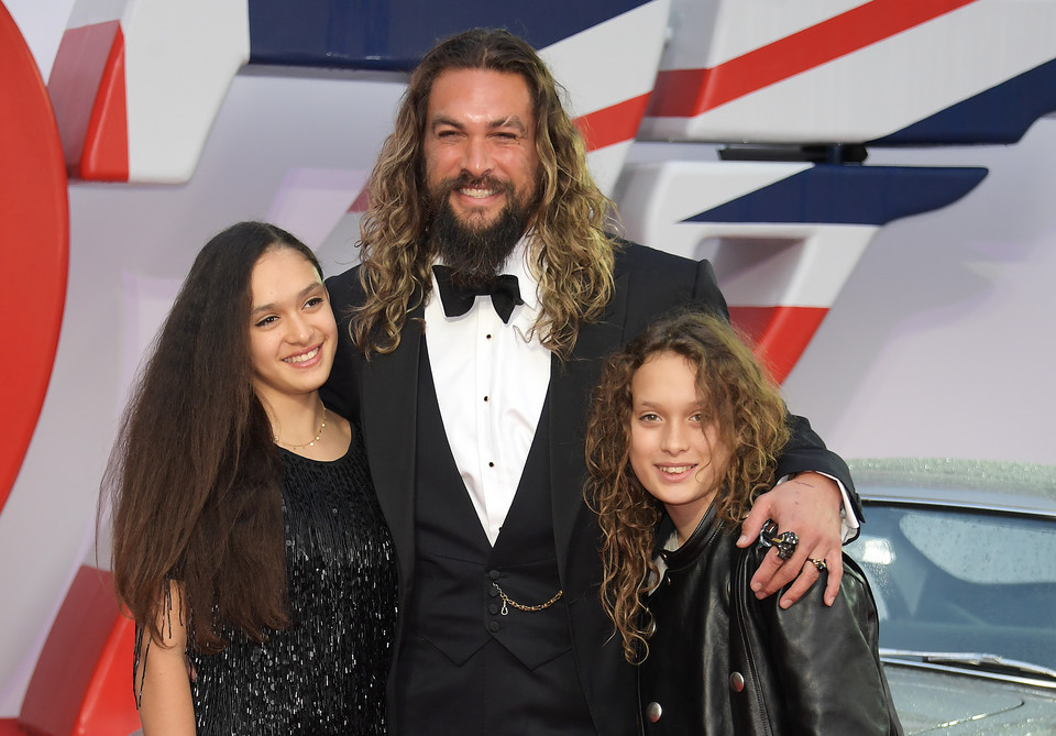 Premiera filmu "Nie czas umierać": Lola Iolani Momoa, Jason Momoa i Nakoa-Wolf Manakauapo Namakaeha Momoa 