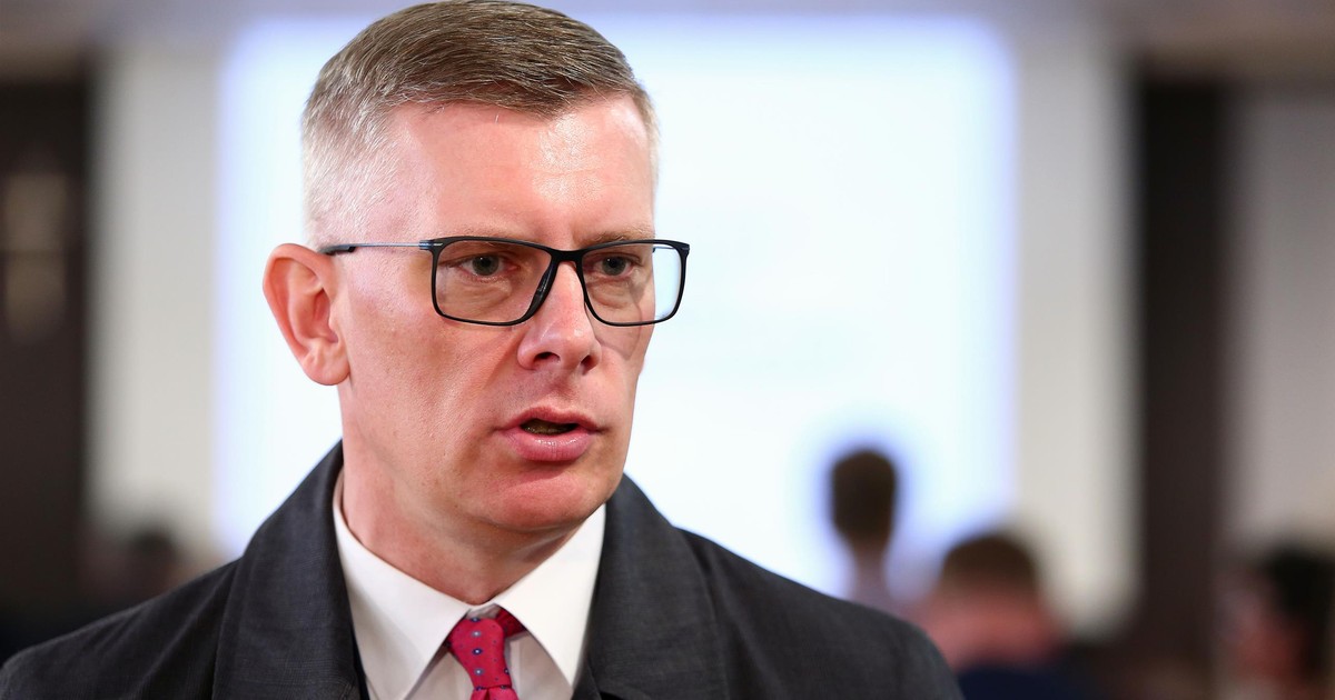 Szef BBN domaga się ważnej zmiany. Sprawa dzieli młodych ludzi