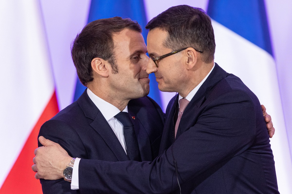 Emmanuel Macron i Mateusz Morawiecki