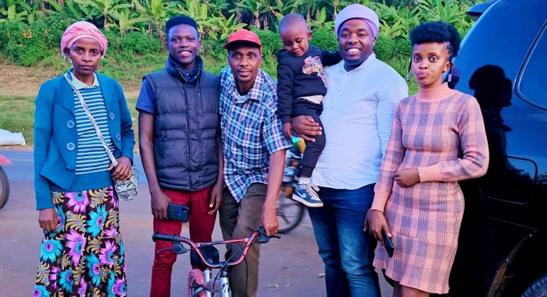 Karangu Muraya delivers bicycle to Murang'a kid, Baby Ethan