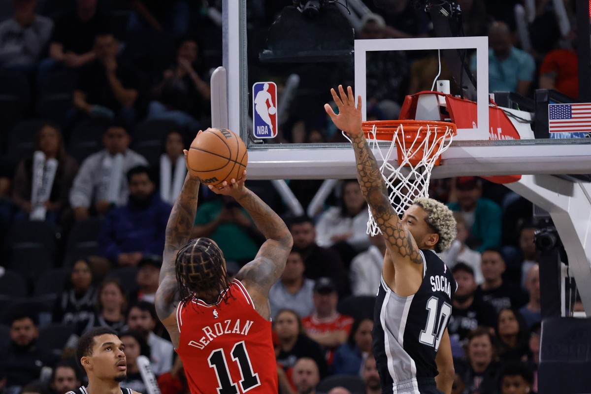 DeMar DeRozan i Jeremy Sochan