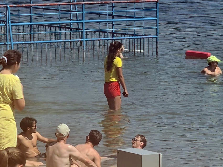 Dok traje letnja sezona na Ada Ciganliji ima spasilaca, a dežura i Hinta pomoć