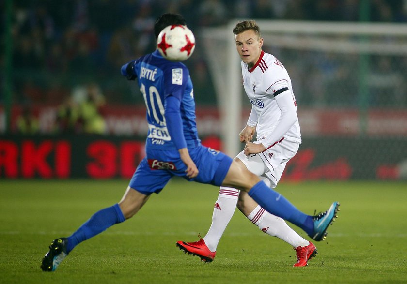 Pilka nozna. Ekstraklasa. Gornik Zabrze - Lech Poznan. 04.11.2017