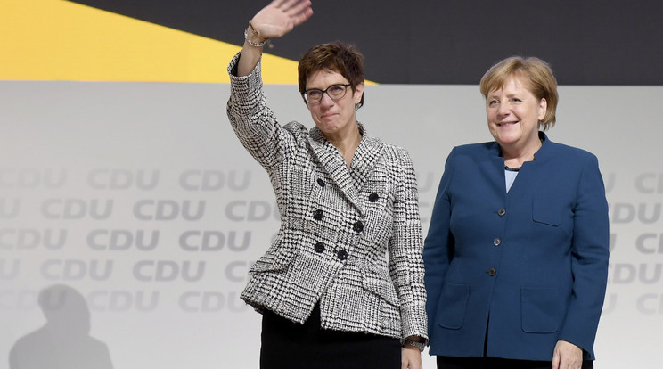 Annegret Kramp-Karrenbauer váltotta Angela Merkelt a CDU élén /Fotó: MTI - EPA