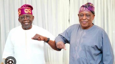 President Bola Tinubu and former Governor of Ogun State, Aremo Olusegun Osoba. [Twitter:@RovingPen]