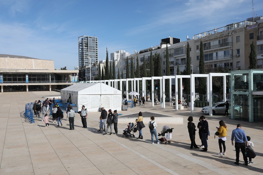 Red za testiranje u Tel Avivu