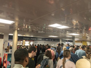 Strajk generalny przeciw zmianom w kodeksie pracy. Chaos w służbie zdrowia i transporcie, szkołach i urzędach