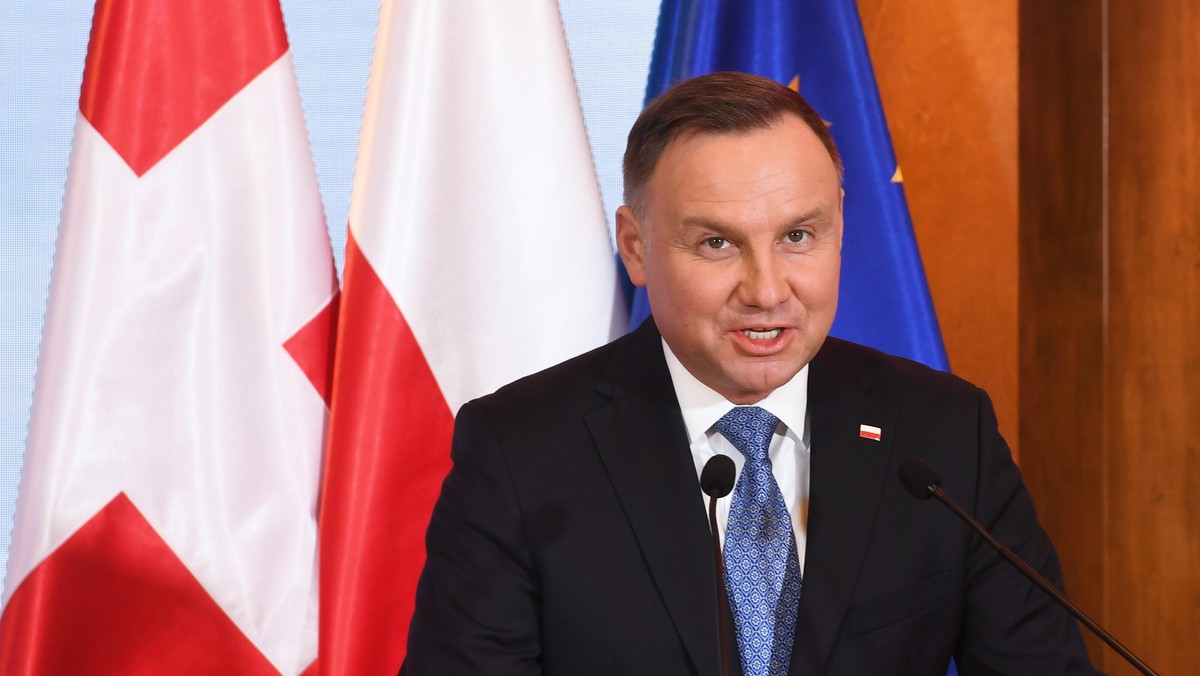 Kantar: Duda przed Kidawą-Błońską