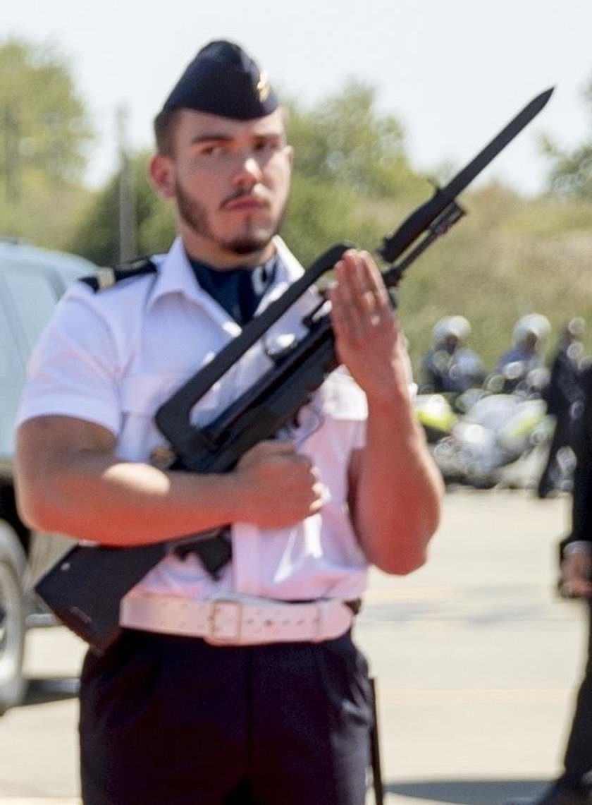 Dostrzegli dziwne zachowanie żołnierzy. Nie mogli się powstrzymać