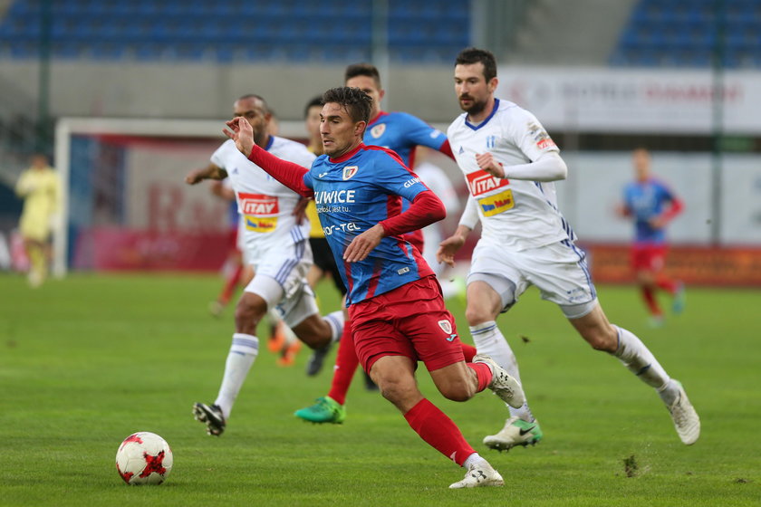 Pilka nozna. Ekstraklasa. Piast Gliwice - Wisla Plock. 28.10.2017