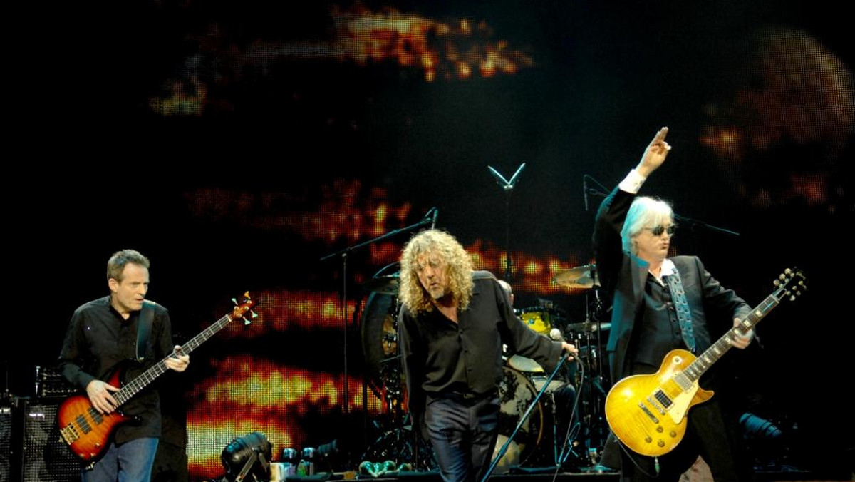 W 2007 roku, po 27 latach, na scenę powróciła legenda rocka, brytyjska grupa Led Zeppelin. Sześć lat temu zespół zagrał w Londynie dla 18 tysięcy fanów. Tymczasem w lutym tego roku telewizyjna Dwójka zapisem z tego właśnie koncertu zainauguruje swoje nowe, sobotnie pasmo muzyczne. "Celebration Day" Led Zeppelin już 2 lutego, tylko w TVP2.