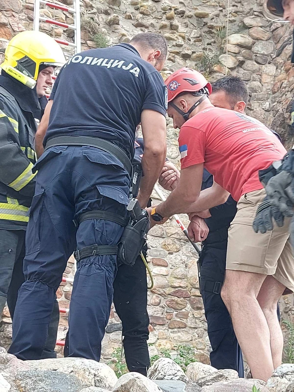 U akciji spašavanja učestvovali su vatrogasci i pripadnici GSS