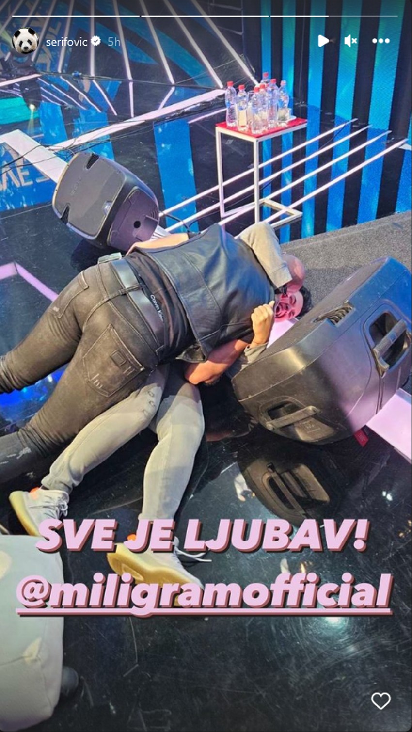 Marija i Mili završili na podu studija