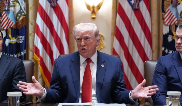 Donald Tramp na sastanku kabineta u Beloj kući