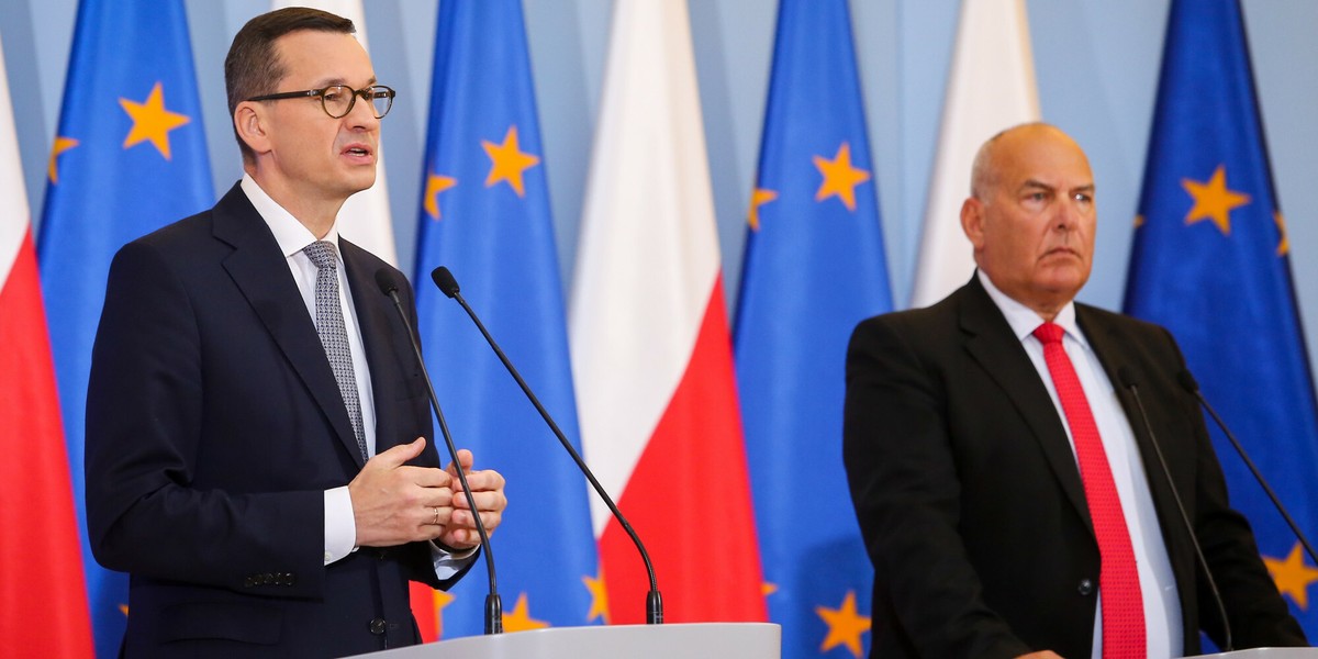 Premier Mateusz Morawiecki i minister finansów Tadeusz Kościński