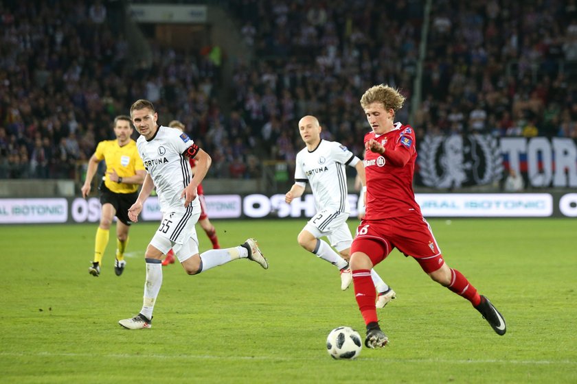 Pilka nozna. Ekstraklasa. Gornik Zabrze - Bruk-Bet Termalica Nieciecza. 19.02.2018