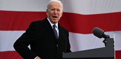 Biden ma polskie korzenie - i to nie byle jakie! Podobizna jego przodka została uwieczniona na murach polskiego kościoła