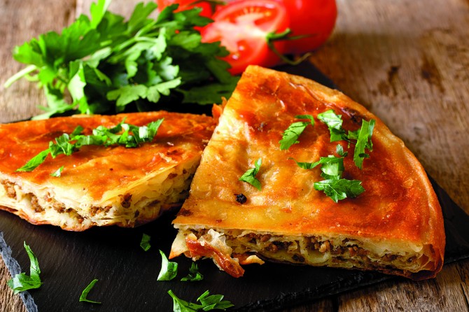 Burek s mesom, omiljen u i bez premca