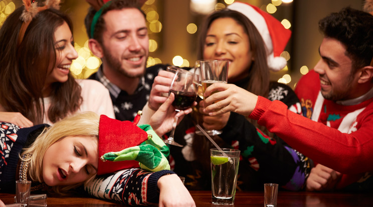 Az ünnepek alatti alkoholfogyasztás megviselheti a szervezetet / Fotó: Shutterstock