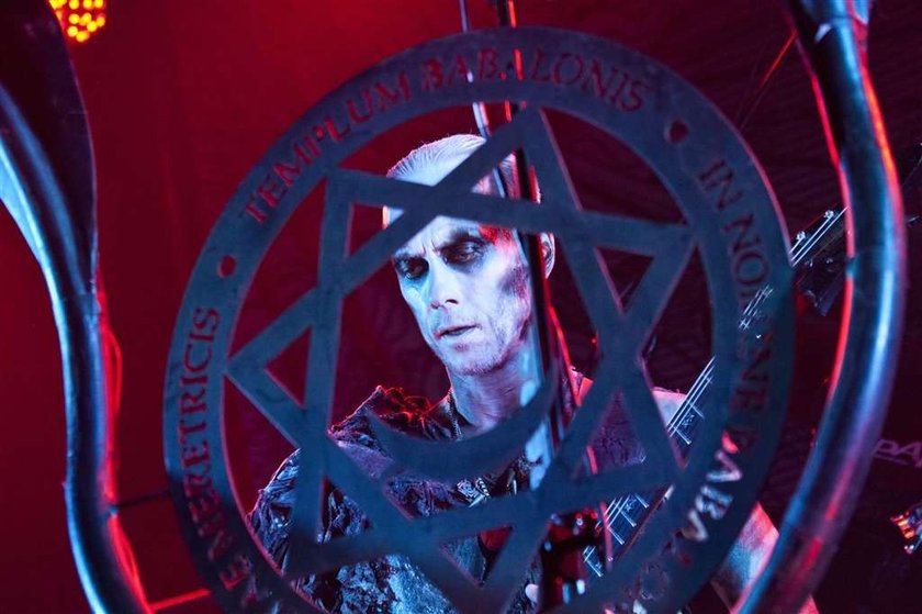 Nergal trafił do szpitala! Był w fatalnym stanie!