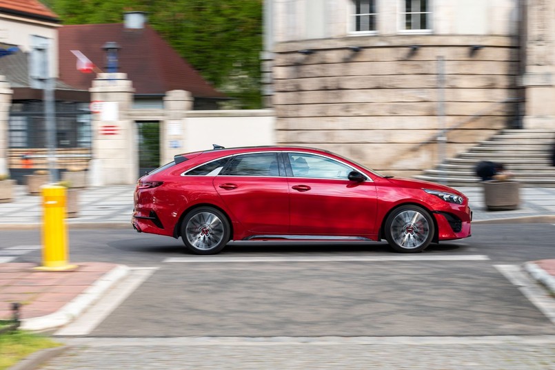 Kia ProCeed GT z silnikiem 1.6 T-GDI (204 KM) i dwusprzęgłową skrzynią 7DCT