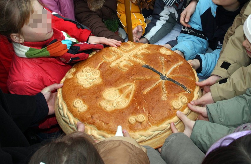 Deca se najviše raduju lomljenju česnice
