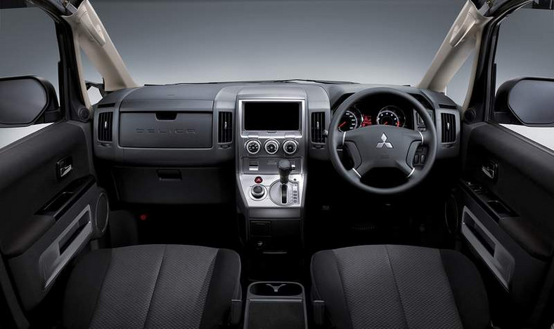 Mitsubishi Delica D:5 – nowe MPV z napędem na cztery koła
