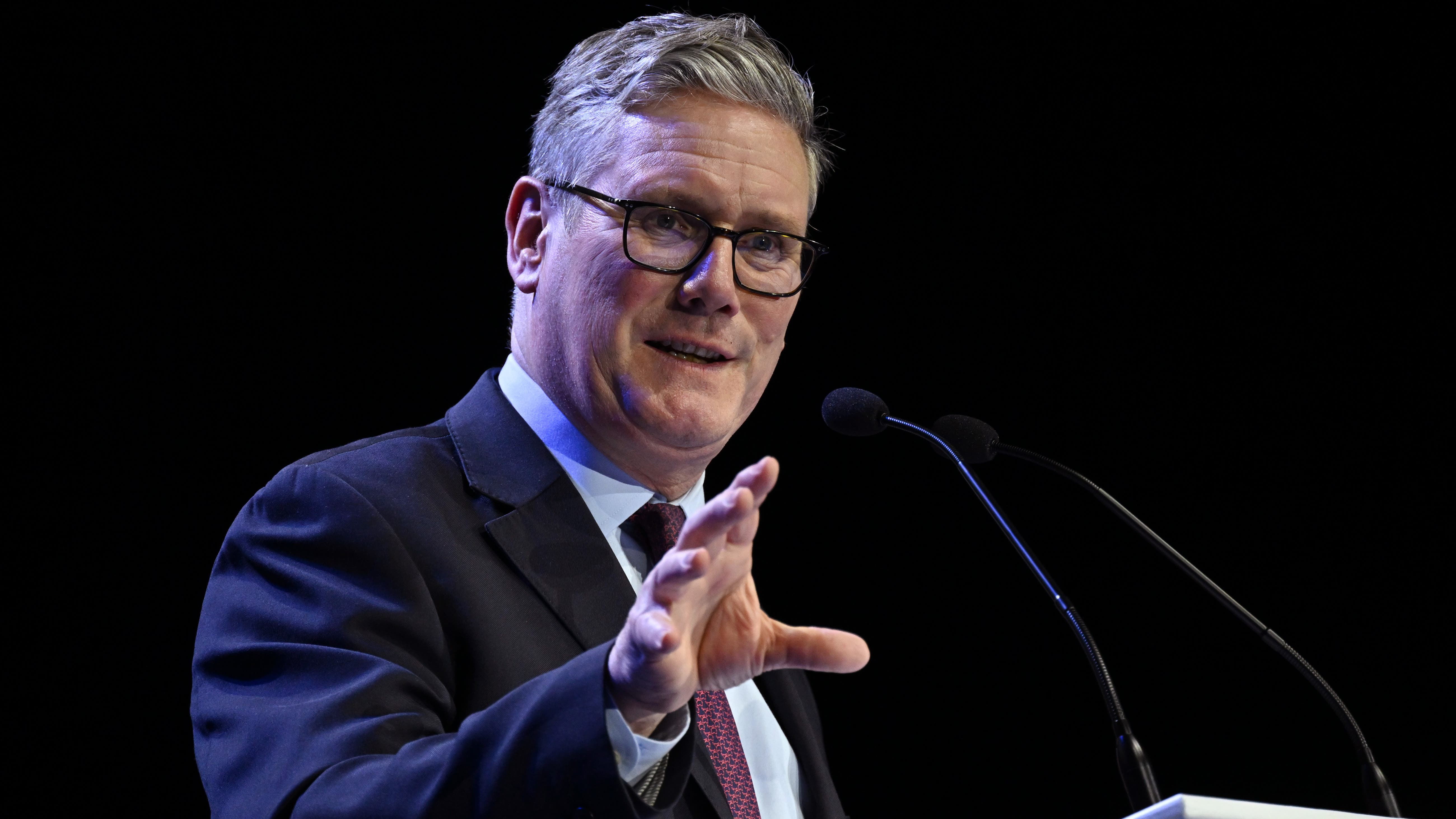 Starmer rallies Ukraine allies as US plan demands concessions