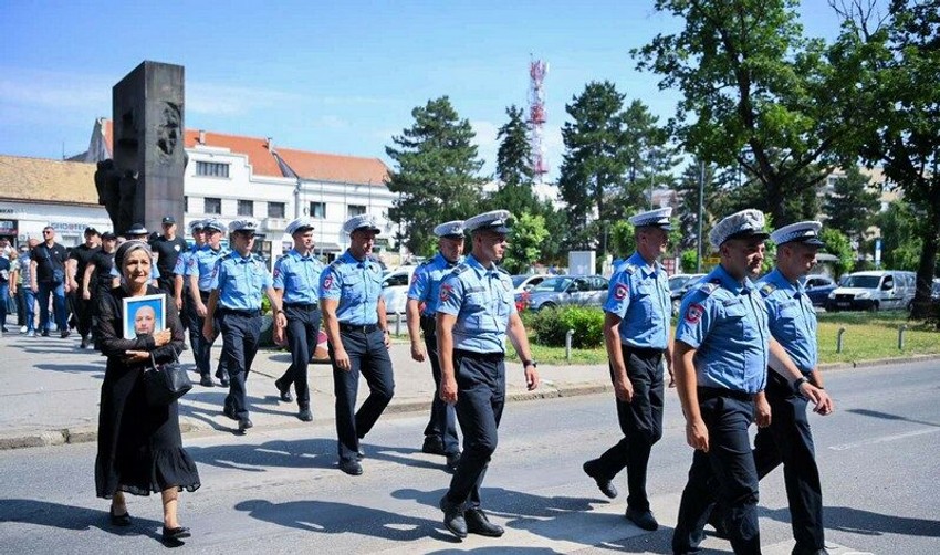 db4242eb-1978-4d6f-84d1-77c6e4fc0306-e1749718723741