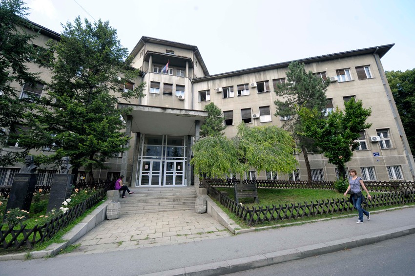 Slobodnih budžetskih mesta u prvom upisnom roku ove godine bilo je čak i na Medicinskom fakultetu