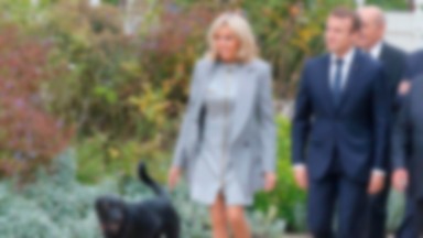 Brigitte Macron wymyka się z Pałacu Elizejskiego incognito