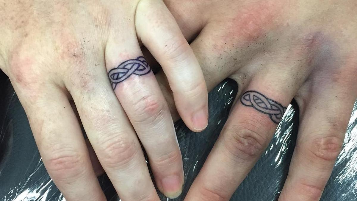 Tatuaże ślubne zamiast obrączki. Nowa moda wśród małżonków