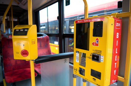 Co zrobić, gdy biletomat w autobusie nie działa? Sąd stanął po stronie pasażerki