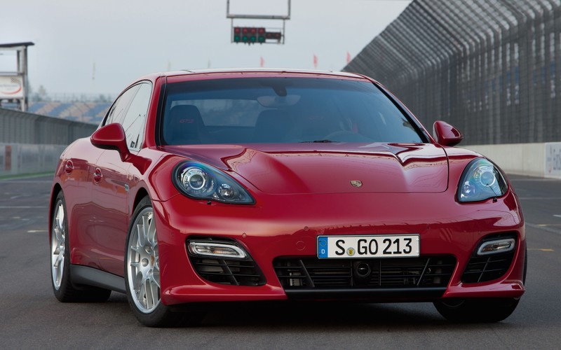 Porsche panamera GTS