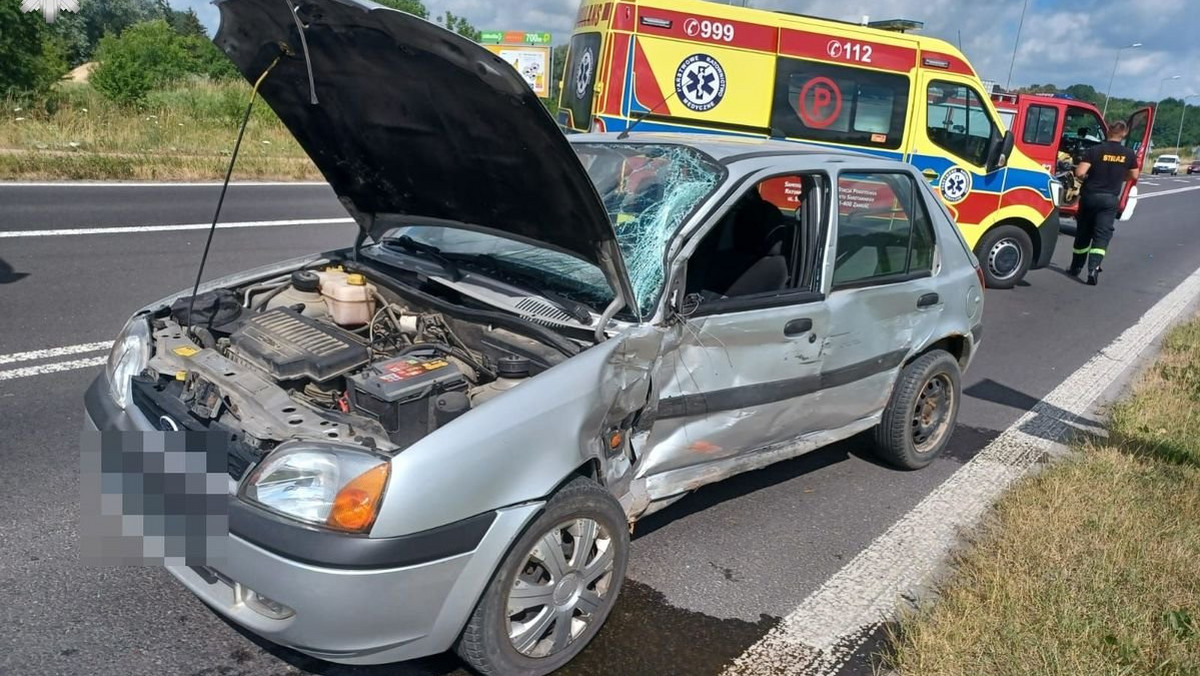 Śmiertelny wypadek na Lubelszczyźnie. Wyjechał wprost pod ciężarówkę