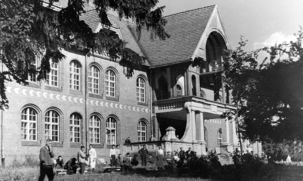 Historia polskiej psychiatrii. "Działy się rzeczy, które brzmią jak scenariusz filmu"