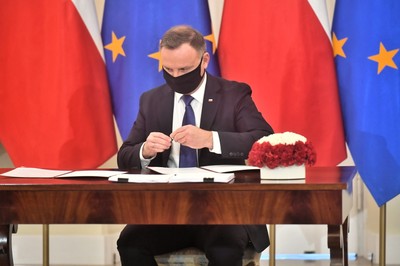 Prezydent: Projekty ws. sędziów pokoju zostaną w czwartek złożone w Sejmie