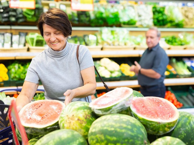 Kupila lubenicu koja je na oko izgledala savršeno, a kada je isekla bostan - šok ILUSTRACIJA