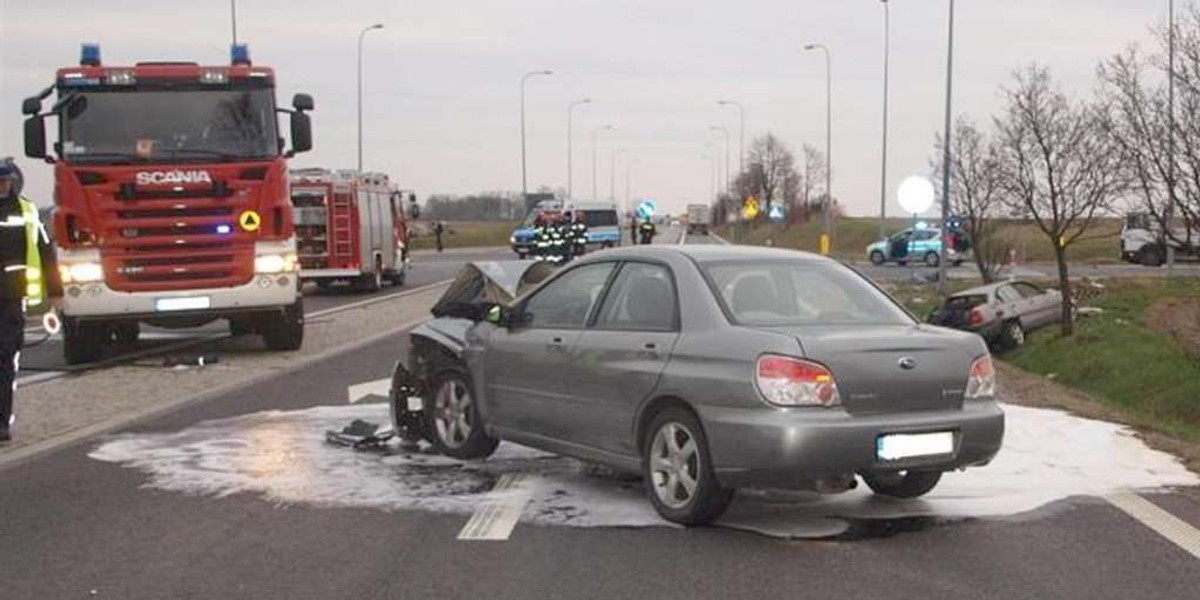 Tragedia pod Toruniem. Zginęła matka i jej dwóch synów!