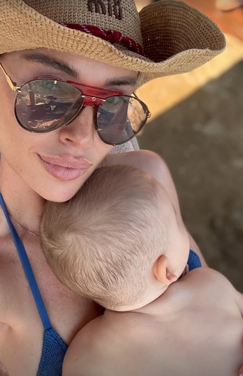 Kaća Živković sa sinom