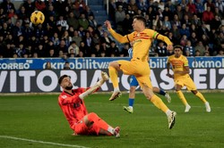 Lewandowski przełamał złą serię. Na tego gola czekał od 10 grudnia [WIDEO]