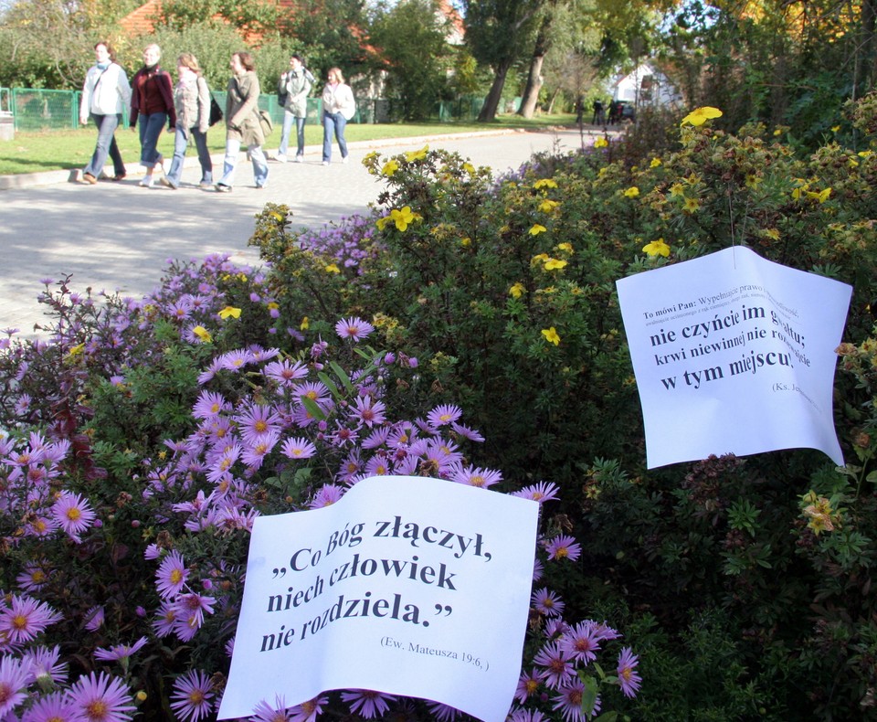 KAZIMIERZ DOLNY KLASZTOR SIOSTRY BETANKI PRZED EKSMISJĄ