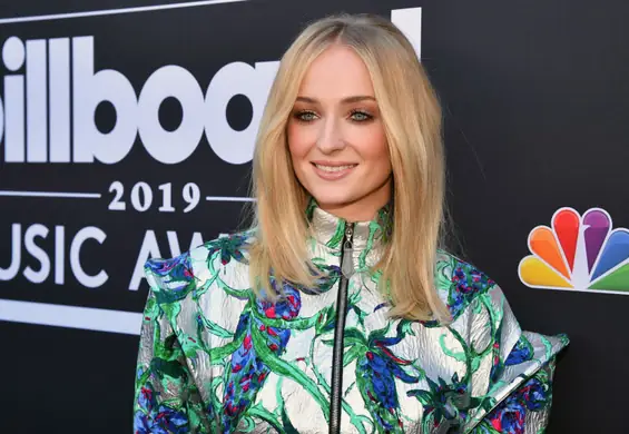 Sophie Turner była pod presją utraty wagi - "doświadczyłam choroby psychicznej"