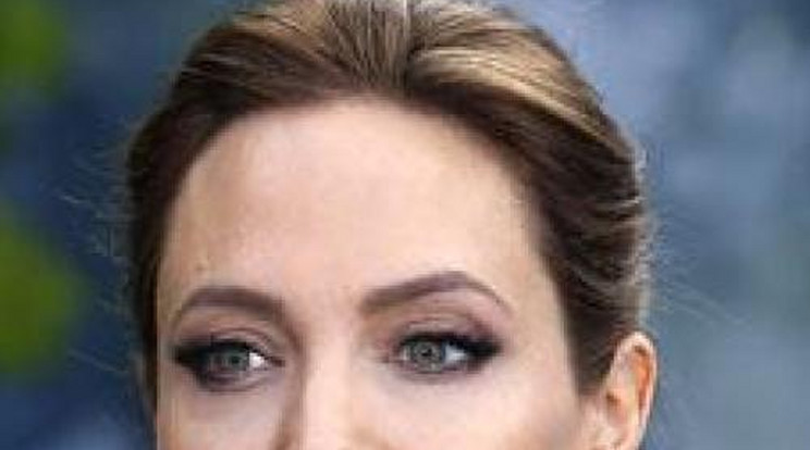 Őrült esküvőt akar rendezni Angelina Jolie