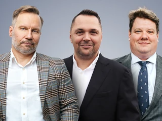 Od lewej: Szymon Szmigiel, dyrektor zarządzający w Channel Factory, Michał Sochacki, prezes hurtowni fotowoltaicznej BeeIN oraz Zbisław Lasek, prezes Minutor Energia 