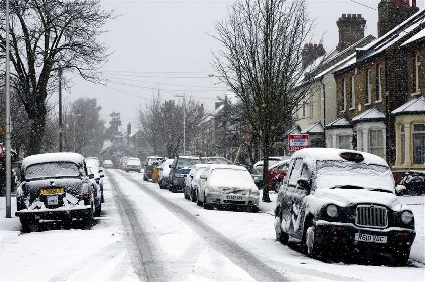 W Anglii spadł śnieg