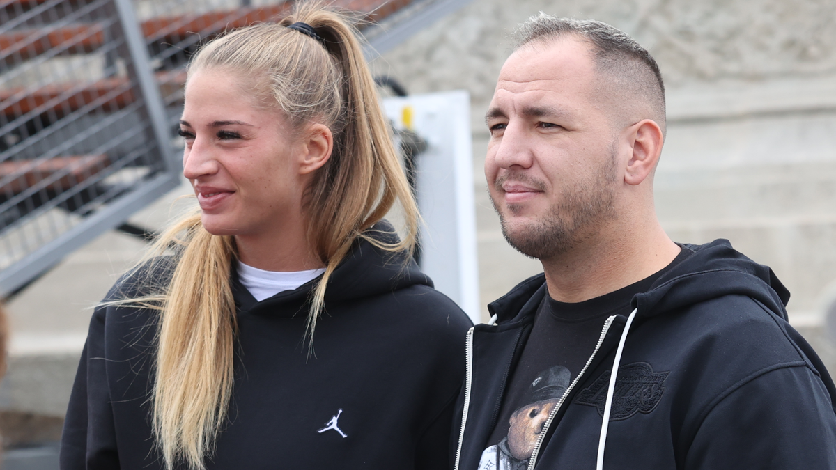 Hoppá! Szerelmes képet posztolt Curtis – fotó